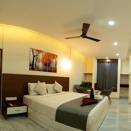 Miracle Hotel And Resorts Kozhikode Zewnętrze zdjęcie